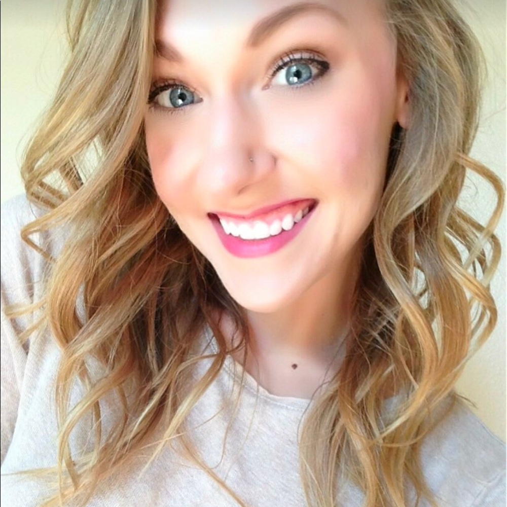 Meet your Posher, Addie